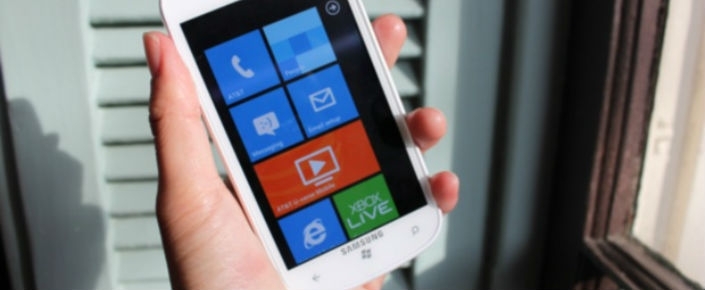 Samsung'un Windows Phone'u Belli Oldu
