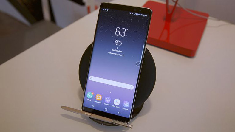 Galaxy Note 8 Daha Piyasaya Çıkmadan Güncelleme Aldı Galaxy Note 8 Daha Piyasaya Çıkmadan Güncelleme Aldı