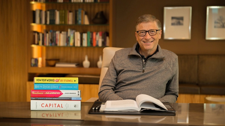 Bill Gates'in Yaz Boyunca Okumanızı Tavsiye Ettiği 5 Kitap