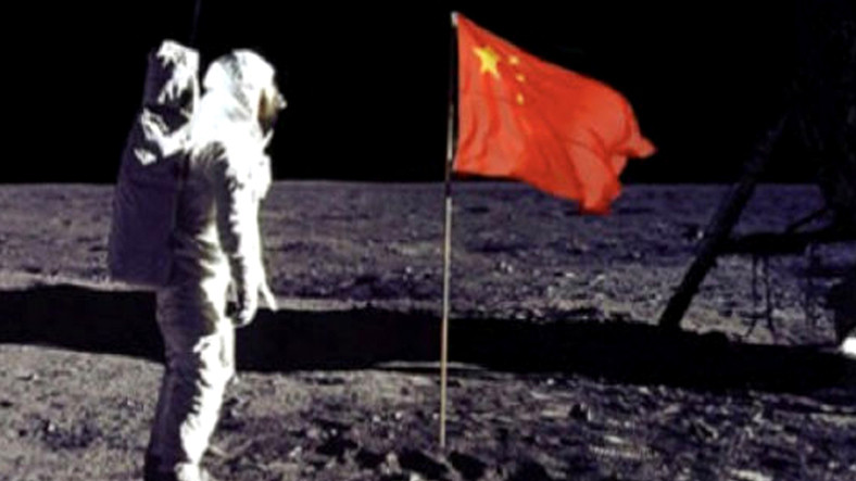 Çin Ay'ın Karanlık Yüzünü Keşfetmek İçin İlk Adımı Attı
