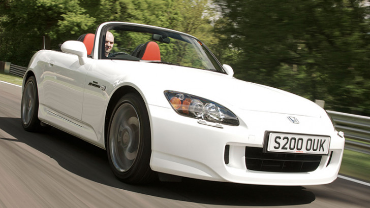Efsane Honda S2000 Modeli 2024'te Yenilenmiş Olarak Karşımıza Çıkabilir