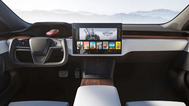 Yeni Tesla Model S'de 'The Witcher 3' Oynanabilecek