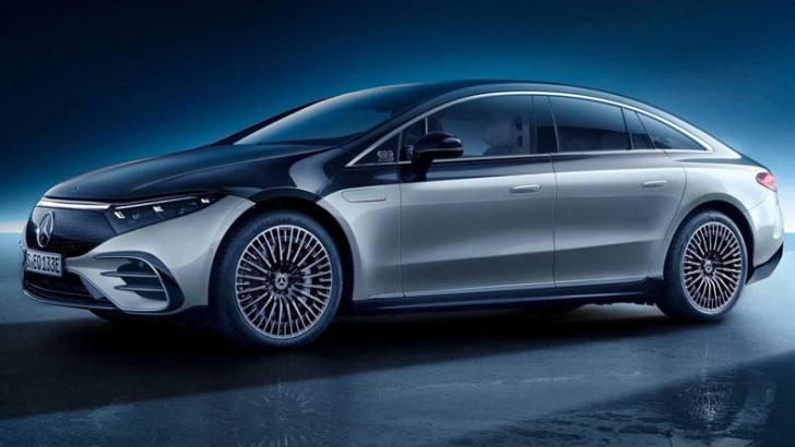 Mercedes-Benz, Türkiye'nin En Kuzeyinden En Güneyine Tek Şarj ile Gidebilen Otomobili EQS'i Tanıttı