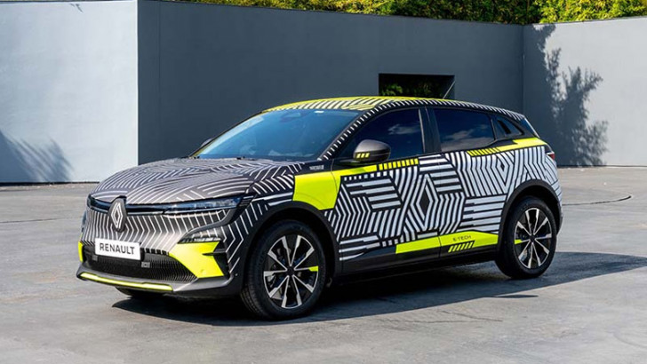 Renault, Yeni Elektrikli Otomobili Megane E-Tech Electric'in İlk Fotoğraflarını Paylaştı