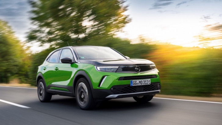 Opel, B-SUV Ailesinin Yenilenen Üyesi Mokka'yı Türkiye'de Satışa Sundu