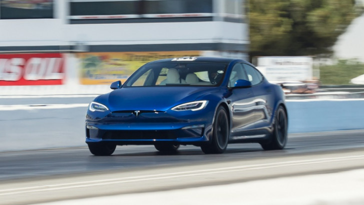 Model S Plaid, Bazı Koşullarda Tesla'nın İddia Ettiğinden de Hızlı Çıktı