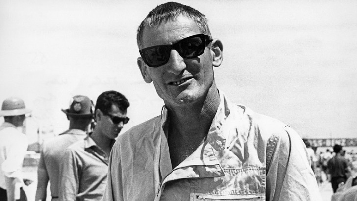 Sürücülüğüyle Asfaltı, Ölümüyle Yarışseverleri Ağlatan Efsane Pilot: Ken Miles'ın Hayat Hikayesi
