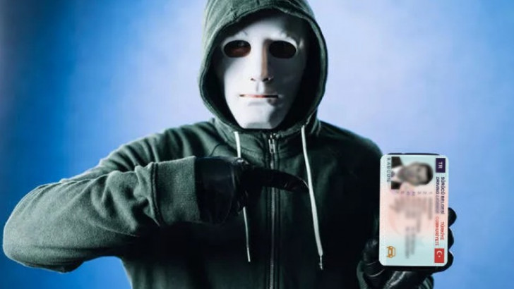 Instagram'da Bazı Sayfaların 'Sınavsız Ehliyet' Verdiği İddia Edildi: Peki Böyle Bir Şey Mümkün Olabilir mi?