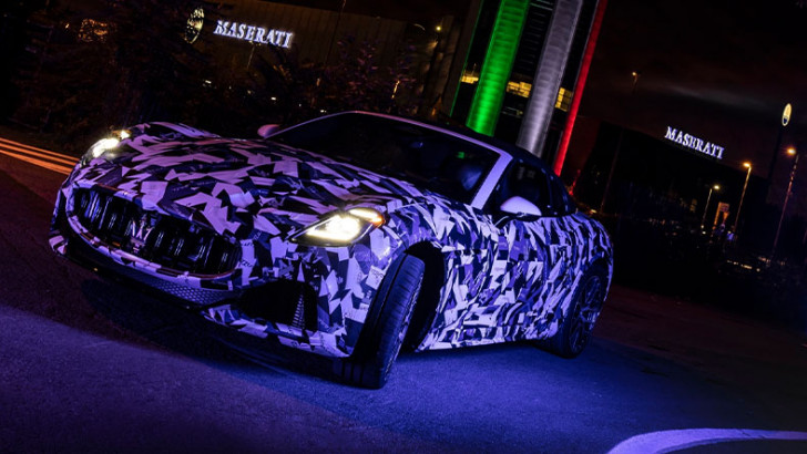 Maserati’nin Yeni Üstü Açılır Elektrikli Otomobili GranCabrio Folgore İlk Kez Görüntülendi