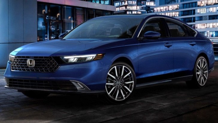 2023 Honda Accord Tanıtıldı! (En "Honda'ya Benzemeyen" Honda Otomobil)