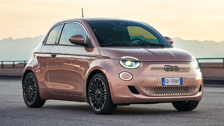 Tamamen Elektrikli Fiat 500e, Canınızı Sıkacak Fiyatıyla Türkiye'de Satışa Sunuldu