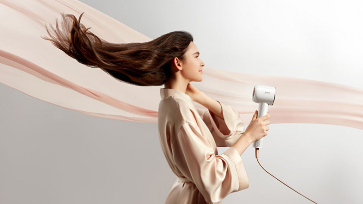 Kullanışlı Bir Sevgililer Günü Hediyesi Arayanlara: Dreame Hair Glory