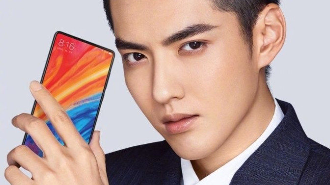 Xiaomi Mi Mix 2S'in Resmi Tanıtım Görselleri Ortaya Çıktı (Tasarımı Biraz Üzdü)