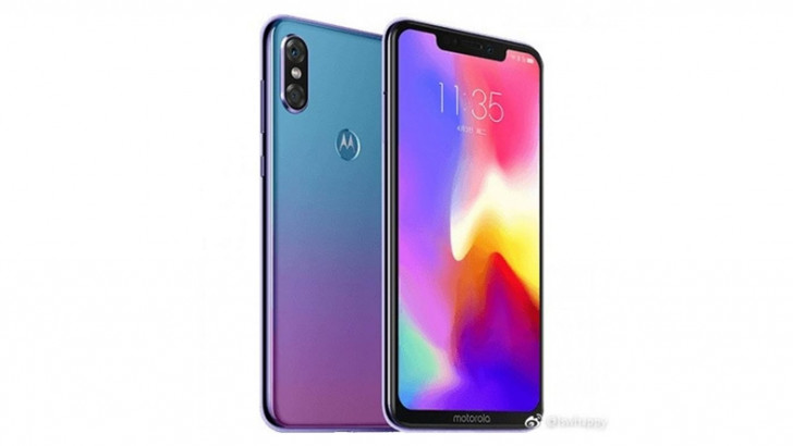 Tim Cook'un Bile iPhone X Zannedeceği Moto P30 Tanıtıldı