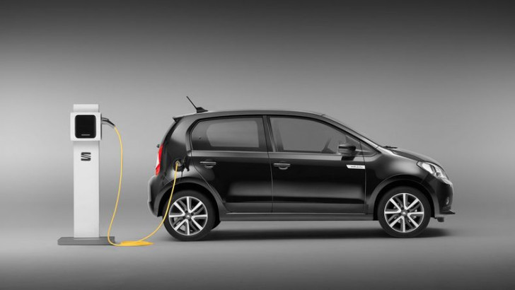 SEAT, İlk Elektrikli Otomobili Mii Electric'i Duyurdu