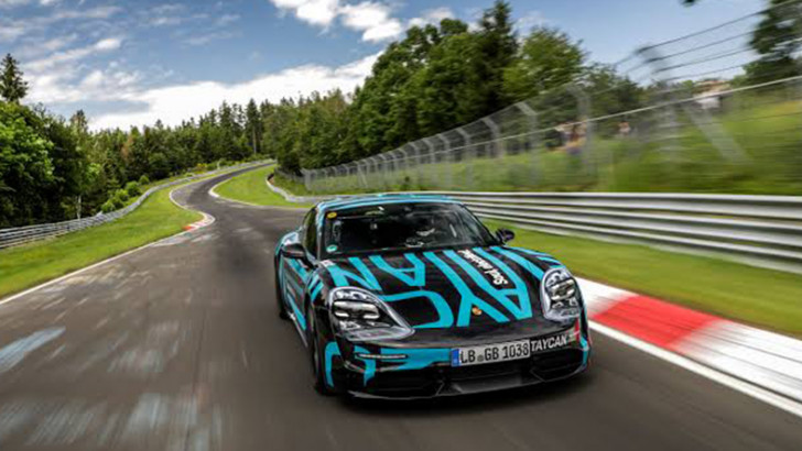 Porsche Taycan, Nürburgring'te Kırdığı Rekordan Çok Daha Hızlı Gidebilirmiş