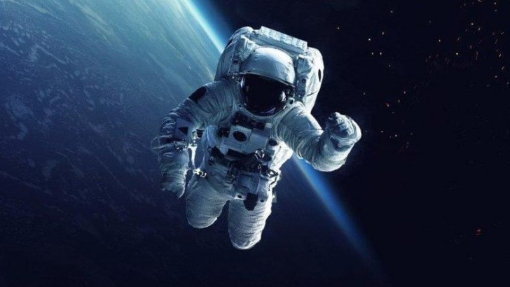 Uzaydaki Astronotun Kan Hastalığına Dünya'dan Müdahale Edildi