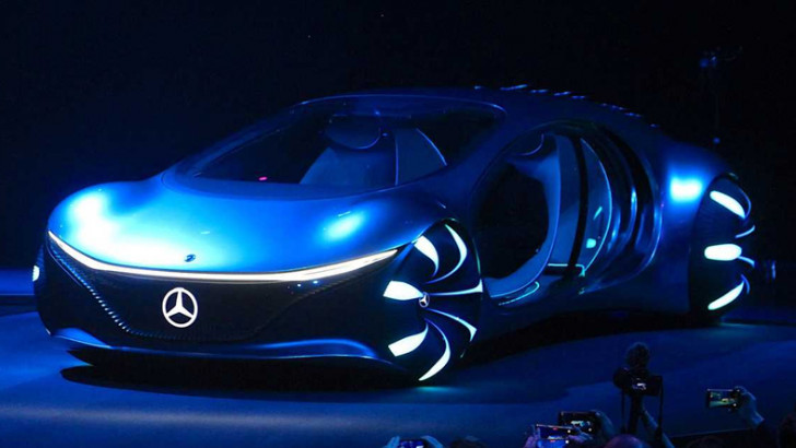 Mercedes’in Fantastik Tasarıma Sahip Konsept Otomobili 'Vision AVTR'nin Sürüş Videosu