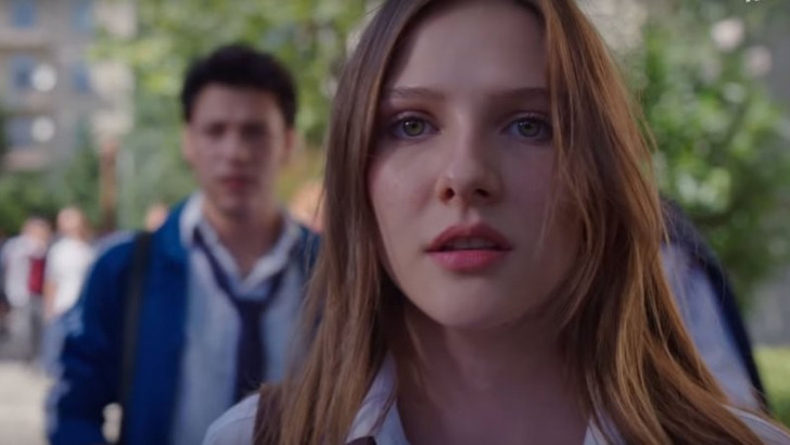 Netflix Türkiye, Tartışmalı Dizisi Aşk 101'in Özel Bölümünü YouTube'dan Canlı Yayınlayacak