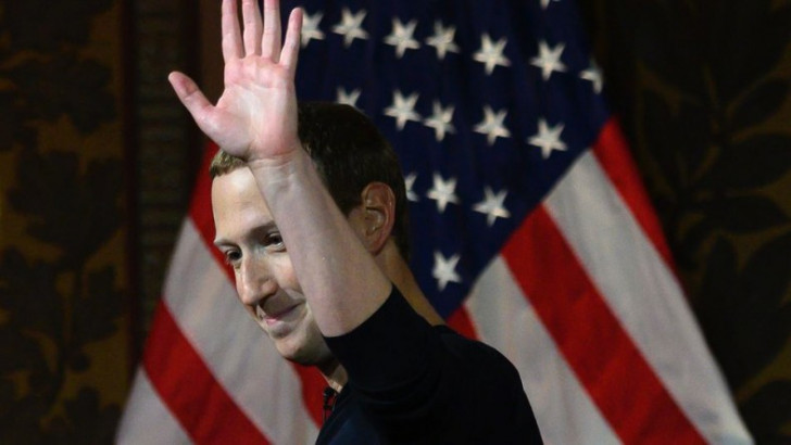 İki Facebook Çalışanı, Trump Politikası Yüzünden Mark Zuckerberg'e Tepki Olarak İstifa Etti