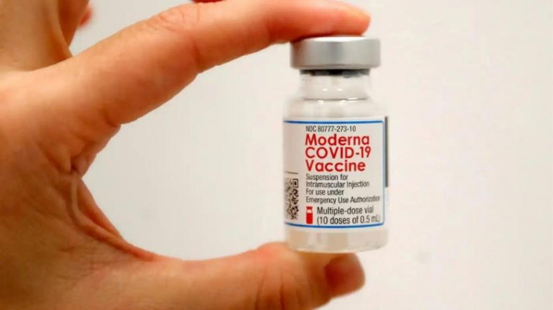İsveç, Moderna COVID-19 Aşısının Gençlere Uygulanmayacağını Açıkladı: Gerekçe Yan Etkiler