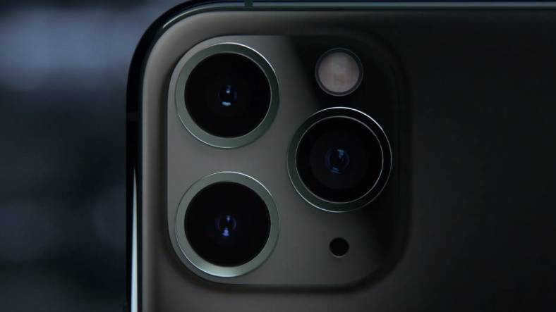 Apple, iPhone 13ün Makro Kamerasının 40 Yıllık Belgeselcilere Taş Çıkaracak Yeteneklerini Sergiledi