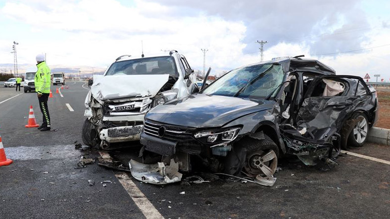 Kadınların Direksiyona Geçerken İki Kere Düşünmesine Neden Olacak İstatistik: Trafik Kazasında Ölüm Oranları Daha Yüksek