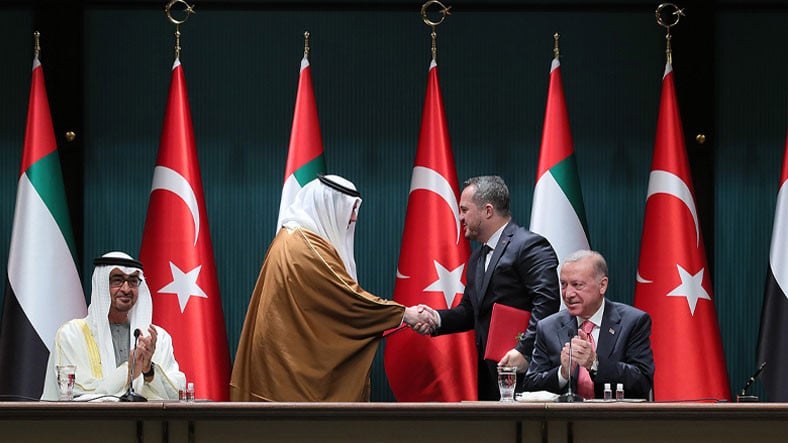 Birleşik Arap Emirlikleri, Türkiyeye 10 Milyar Dolarlık Yatırım Yapacağını Açıkladı