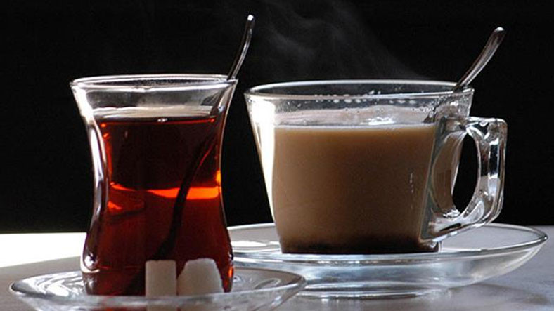 Fazla Çay ve Kahve Tüketiminin İdrar Kaçırmaya Etkisi Olup Olmadığı Açıklandı