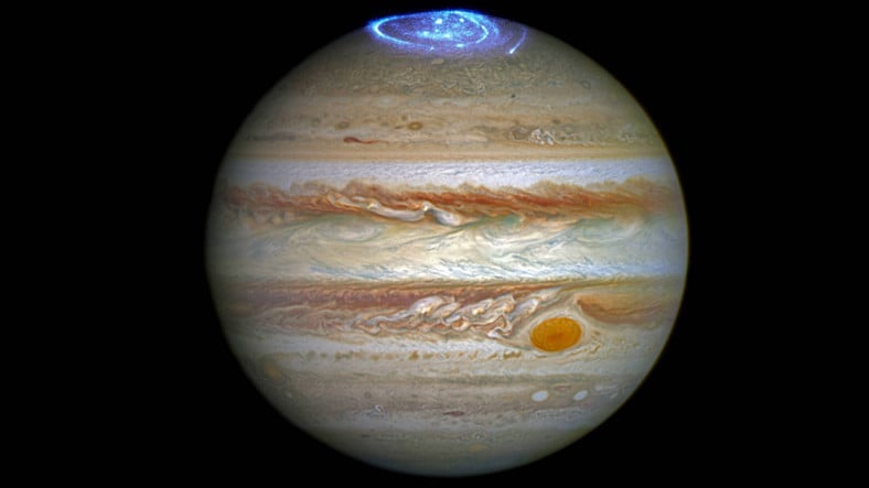 20 Yıllık Tartışma Son Buldu: Jüpiterin Işıl Işıl Yanan Kutup Işıklarının Gizemi Çözüldü