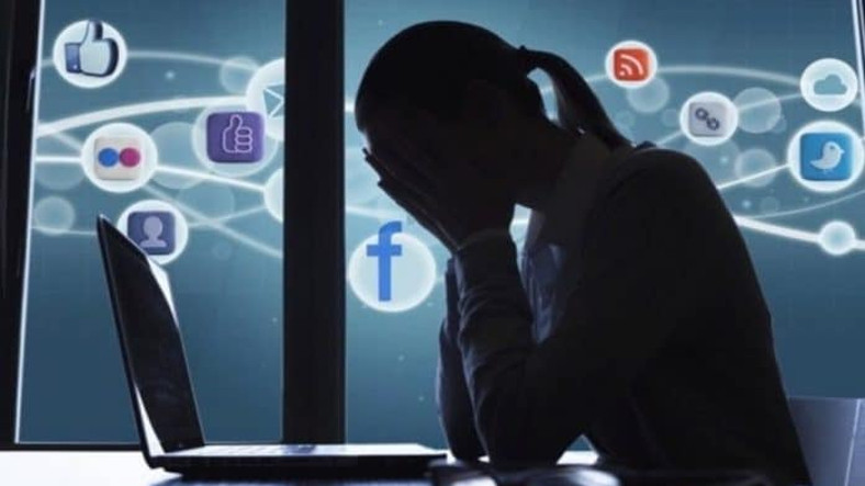 Sosyal Medyada İzinsiz Paylaşılan Cinsel İçerikler ve Psikolojik Şiddet Paylaşımları Hakkında Birleşik Krallıktan Yeni Yasa: Dev Cezalar Geliyor
