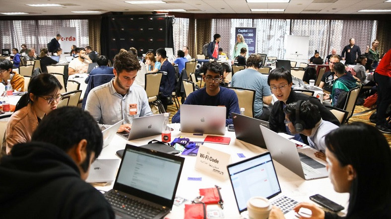 Teknolojinin Eğlenceli ve Rekabetçi Hali Olan Hackathon Nedir, Neden Katılmalısınız?
