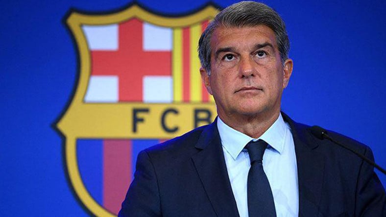 Barcelona’dan Sürpriz Açıklama: “Futbolcuların Sözleşmelerinde Metaverse ve NFT Maddeleri Var”