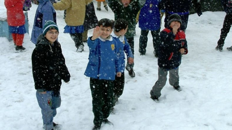 Türkiye Bir Kez Daha Kara Teslim: Kar Yağışı Nedeniyle 9 İlde Okullar Tatil Edildi