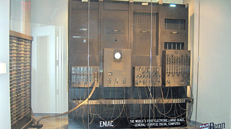 İkinci Dünya Savaşı İçin Üretilen Ancak Savaşa  Yetiştirilemeyen İlk Programlanabilir Bilgisayar: Eniac Nedir, Ne Amaçla Kullanıldı?
