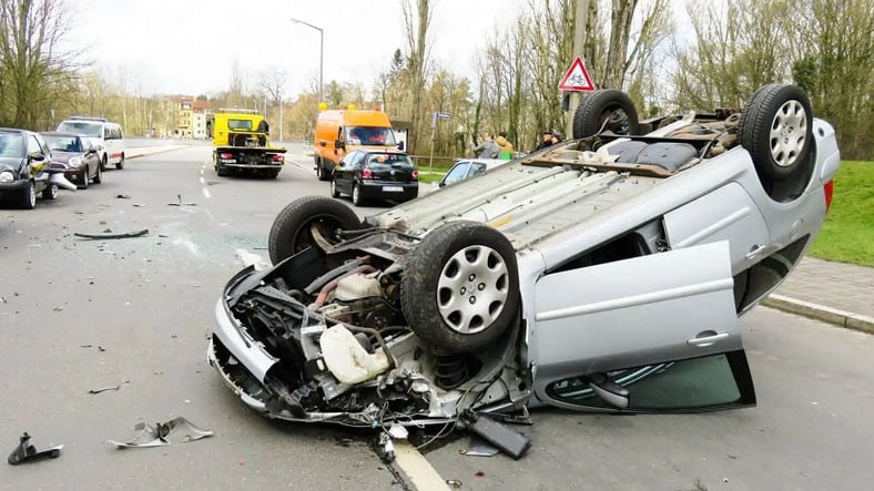 Yargıtaydan Tüm Araç Sahiplerini İlgilendiren Karar: Kazadan Araç Sahibi Yerine Sürücü Sorumlu Tutuldu