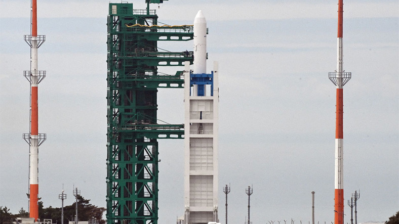 Güney Korenin İlk Yerli Roketi ’Nuri’ Uzaya Fırlatıldı [Video]