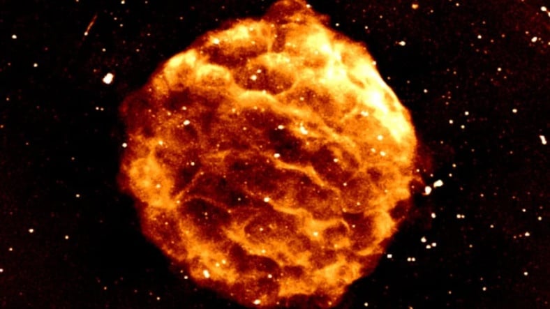 avustralya nin yeni super bilgisayari bir supernova kalintilarini ortaya cikardi 1660154827