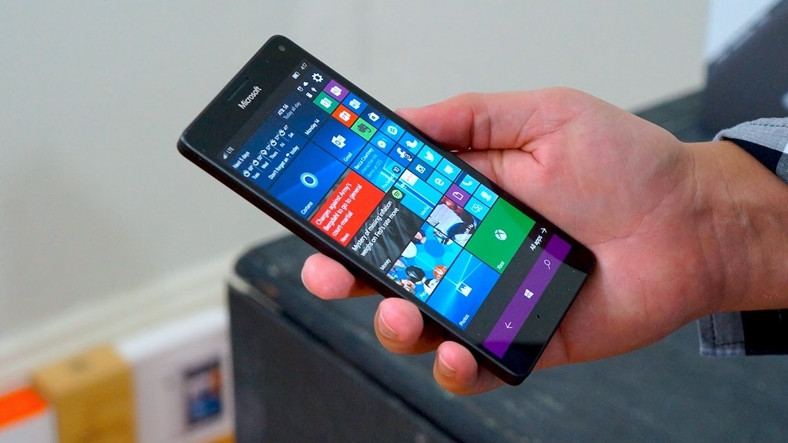 Microsoft Lumia 950 XL ile Fallout Bile Oynanabiliyor