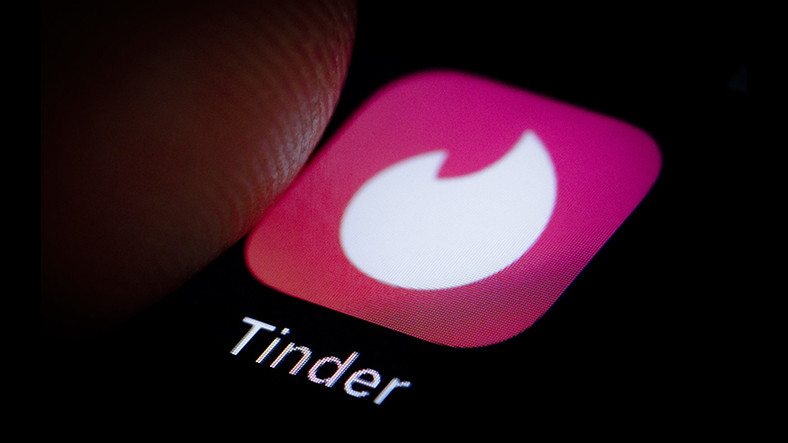 Tinder'a "Snapchat Hikayeler" Özelliği Geliyor