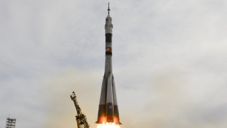 204 Gün Süren Uzay Görevinin Ardından Soyuz MS-11 Kapsülü Dünyaya