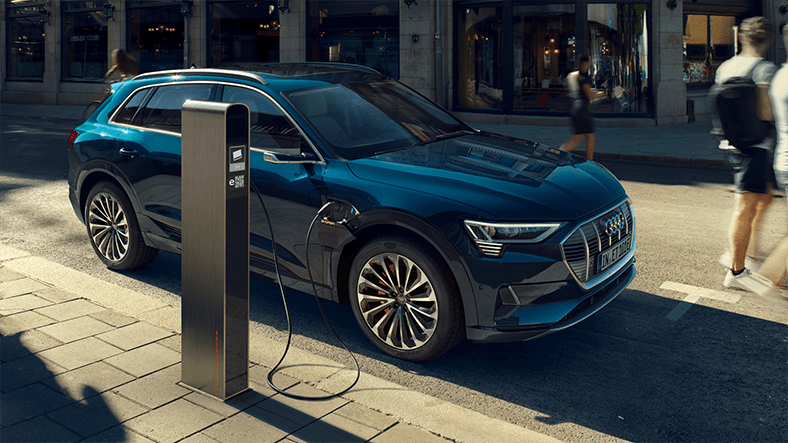 Audi E-Tron En Üst Düzey Güvenlik Ödülünü Alan İlk Elektrikli