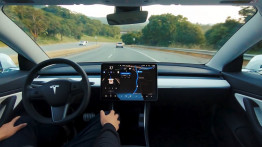 Tesla, 2021 Güvenlik Raporunu Yayınladı: Otopilot Gerçekten Daha mı Güvenli?