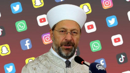 Diyanet İşleri Başkanı'ndan Sosyal Medya Yasasına İşaret Eden Açıklama