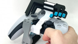 YouTuber, PlayStation 5 Kolunu Tek Elle Kullanmayı Mümkün Kılan Bir 'Aparat' Tasarladı [Video]