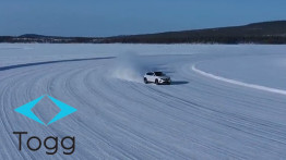 Yerli Otomobil TOGG'un Zorlu Hava Koşullarındaki Drift Performansı Görenleri Hayran Bıraktı [Video]