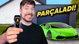 Ünlü YouTuber, Lamborghini'yi Kaç Şerit Bantla Durdurabileceğini Test Ederken Parçaladı! (Sosyal Medyada Tartışma Yarattı!) [Video]