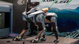 Kawasaki'den Bilim Kurgu Filmlerinden Fırlamış Gibi Görünen Robot Köpek: Corleo