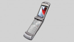Motorola’nın Efsane Telefonu RAZR Geri Dönüyor!