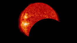 NASA, Gökyüzünde Arka Arkaya İki Ay Geçişi Gözlemledi